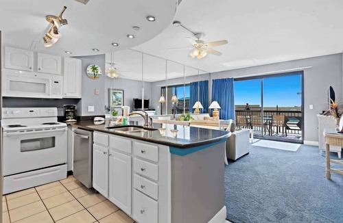 Destin Condo | SunDestin 1BR Poolside Condo With Easy Beach Access and Sleeps 6