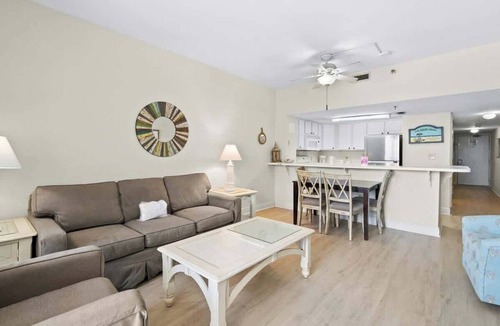 Destin Condo | SunDestin Ground-Floor 1BR With Easy Pool Access and Coastal Design