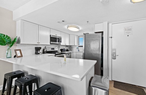 Destin Condo | SunDestin Resort Unit 1818-PENTHOUSE 2 BR/OCEAN FRONT/OCEAN/CITY VIEWS/FIREWORKS