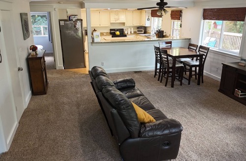 Enumclaw House | Ultimate Family Getaway: 4BR w/Fire Pit, Kid Playground & Secure Dog Yard