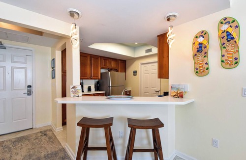 Destin Condo | Updated, beachy chic beachfront condo w/private balcony!