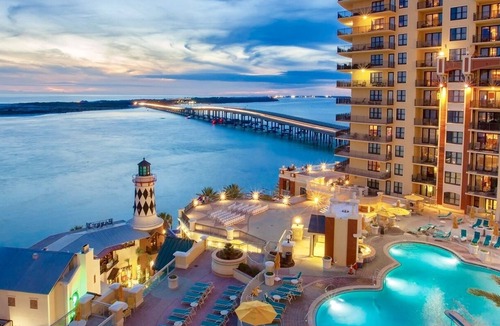 Destin Condo | Wyndham Emerald Grande - HUGE 3BR Plus - Big Savings! - 100 Reviews