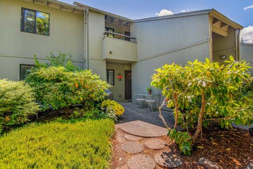 Bay Breeze Oasis
