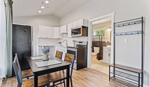 Cozy Home - Walking distance to Downtown Sedro Woolley