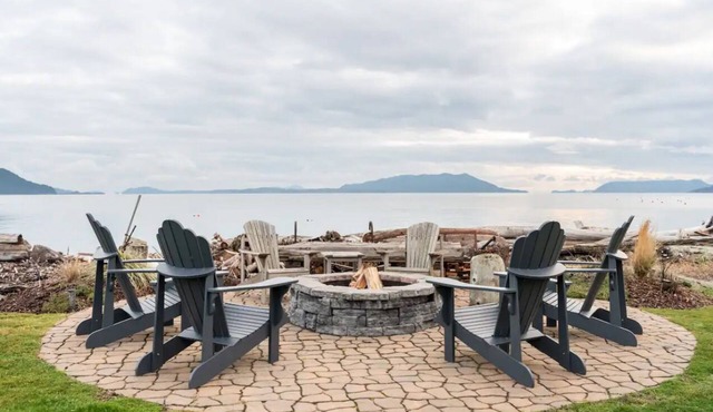 Enjoy stunning views from the private guest suite - peaceful waterfront retreat!