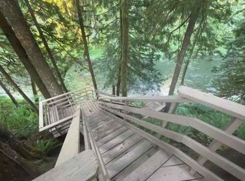 Forks Riverside Serenity