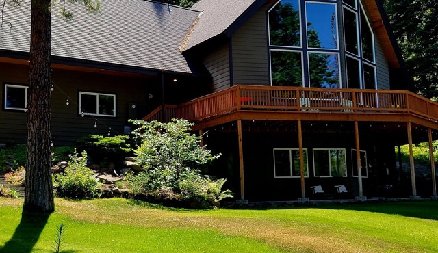 "Mountain Getaway" Family/Pet Friendly located in the Mountains Fiber internet