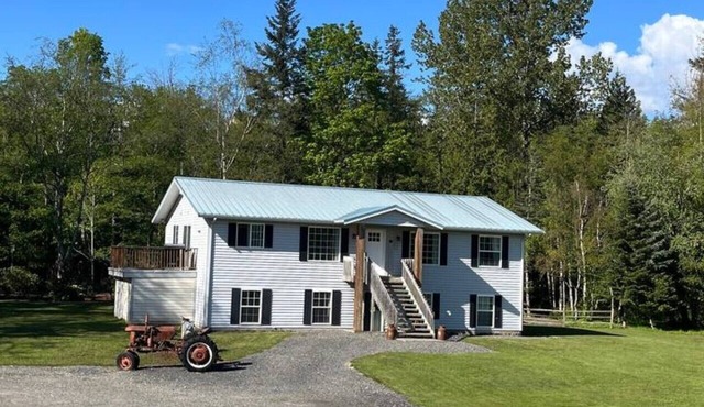 Private Group Lodge near Bellingham weddings and retreats