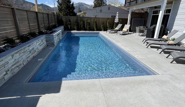 Rare Downtown Lake Home | Heated Pool | Sleeps Large Groups, Luxe new home - Private Saltwater pool