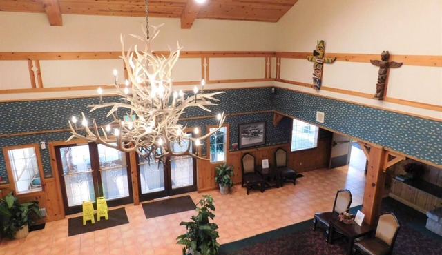 Summit Inn