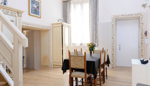The apartment is located near downtown Milan, and well served, metro, restaurants.