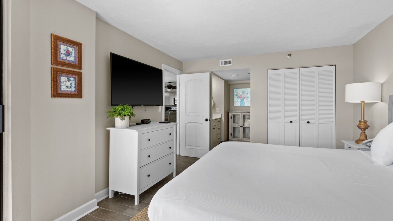 Photo of Bedroom in Destin