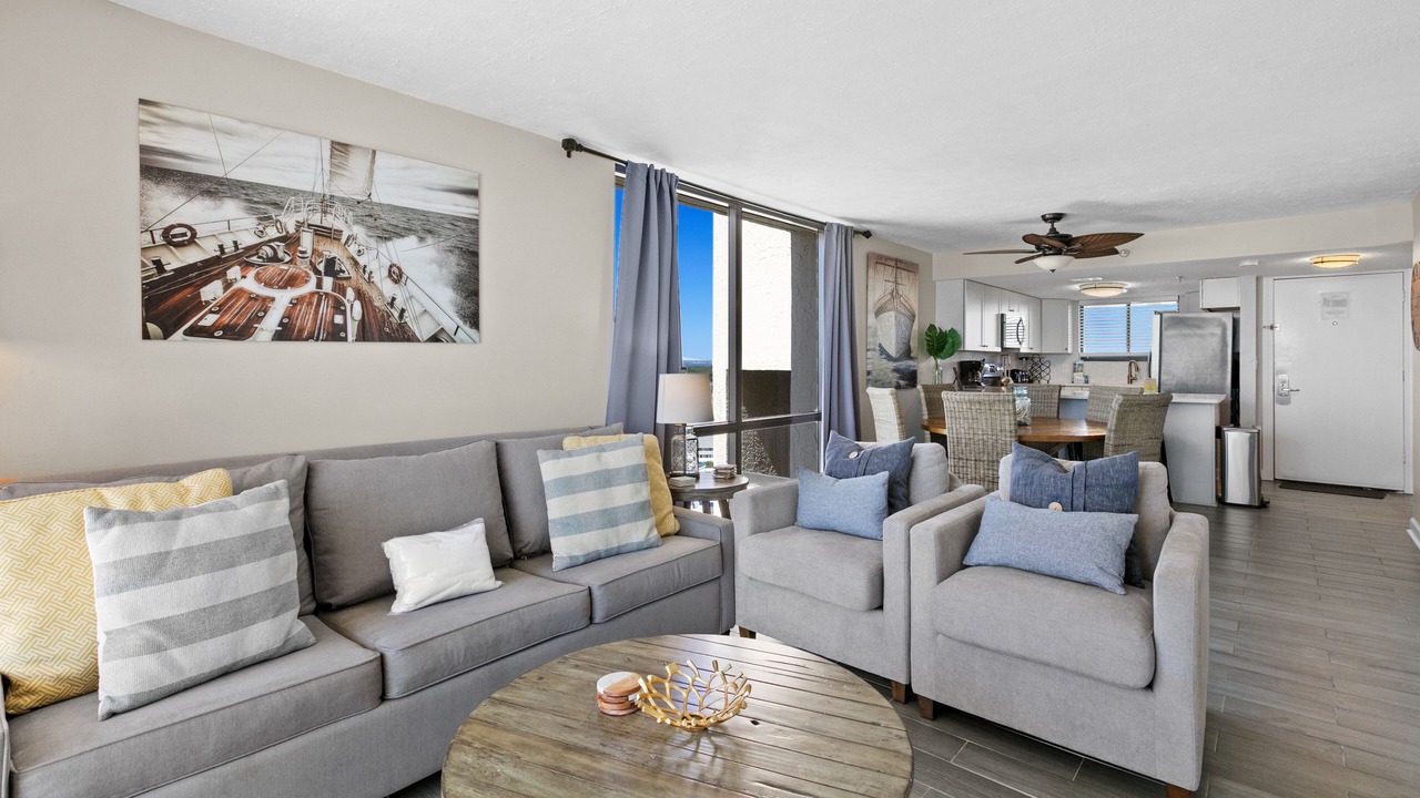 Photo of Livingroom in Destin