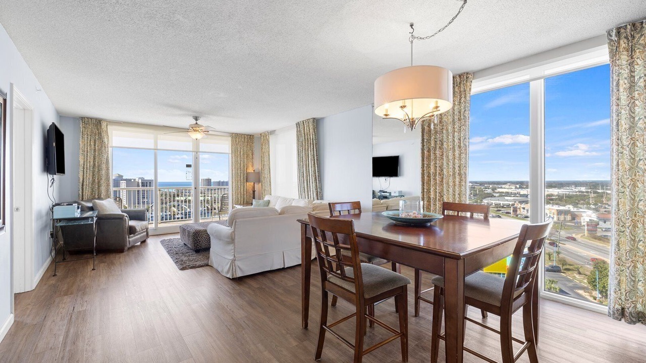 Photo of Bedroom in Destin