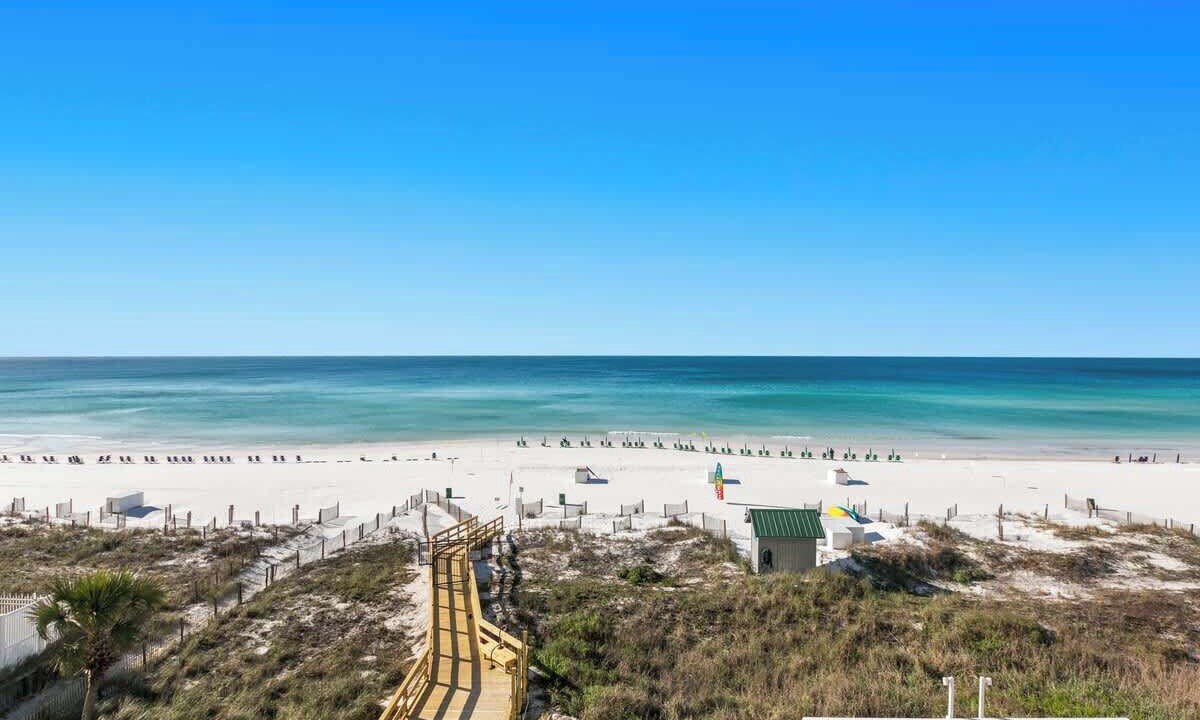 Photo of Others in Destin