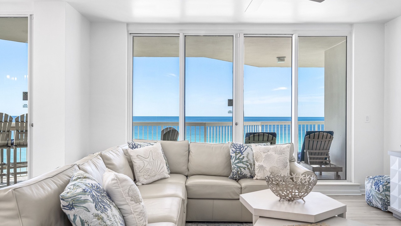 Photo of Livingroom in Destin