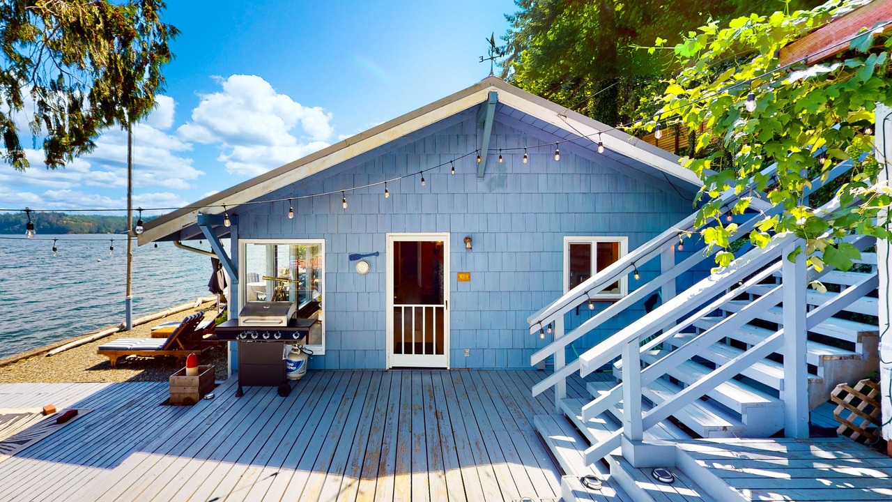 Photo of Patio Balcony in Hoodsport