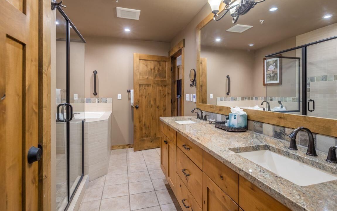 Photo of Bathroom in Cle Elum