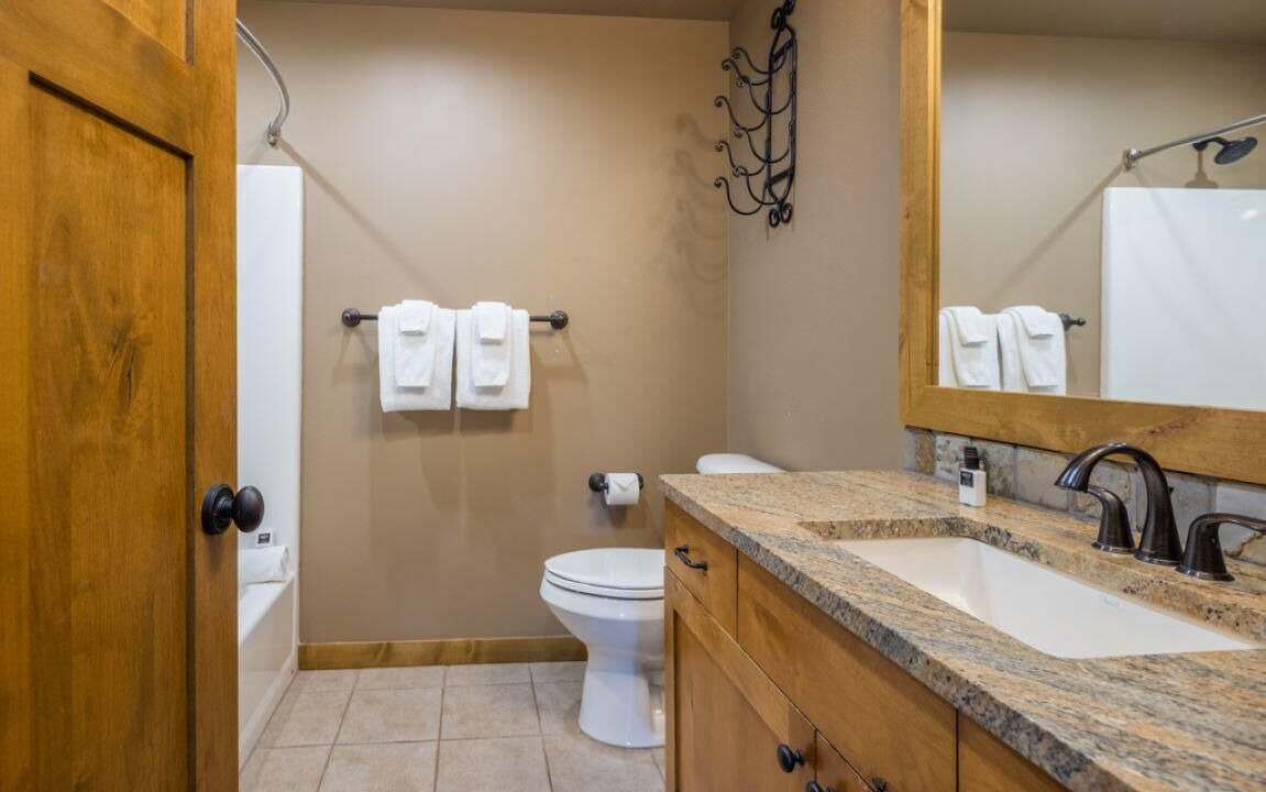 Photo of Bathroom in Cle Elum