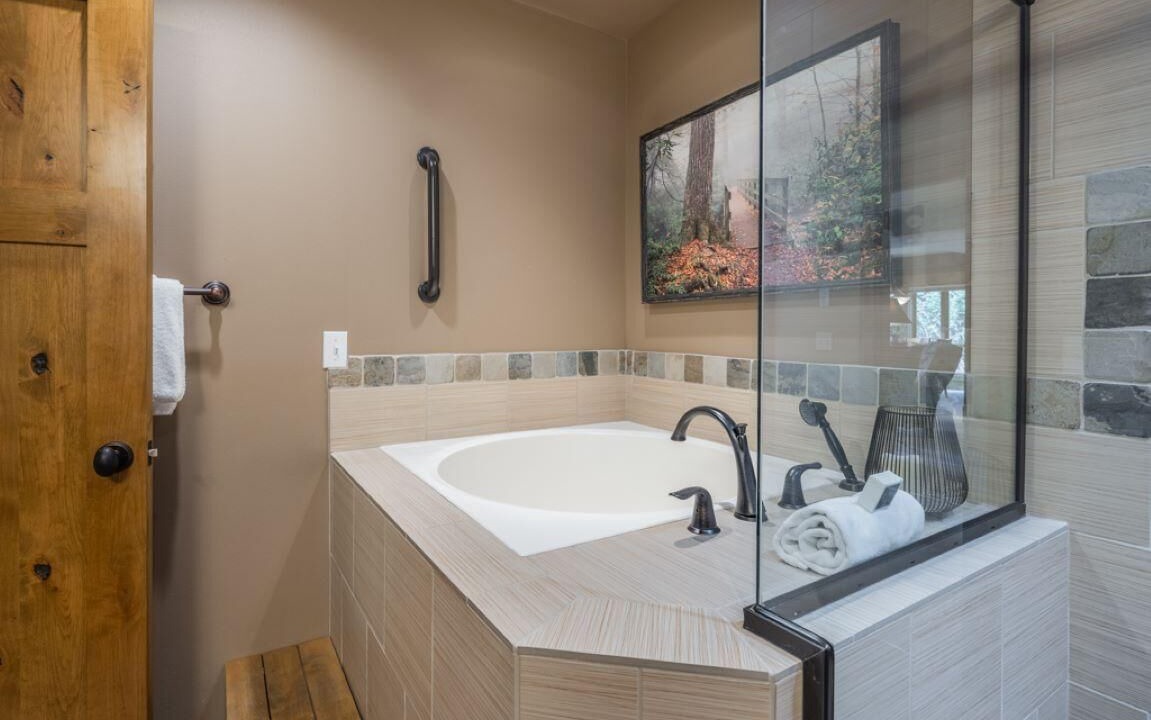 Photo of Bathroom in Cle Elum