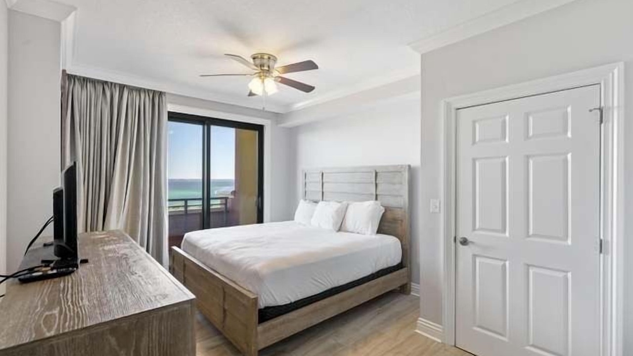 Photo of Bedroom in Destin