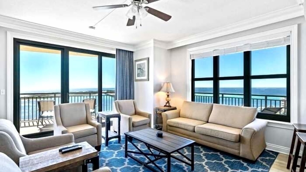 Photo of Livingroom in Destin