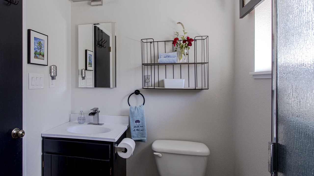 Photo of Bathroom in Birch Bay