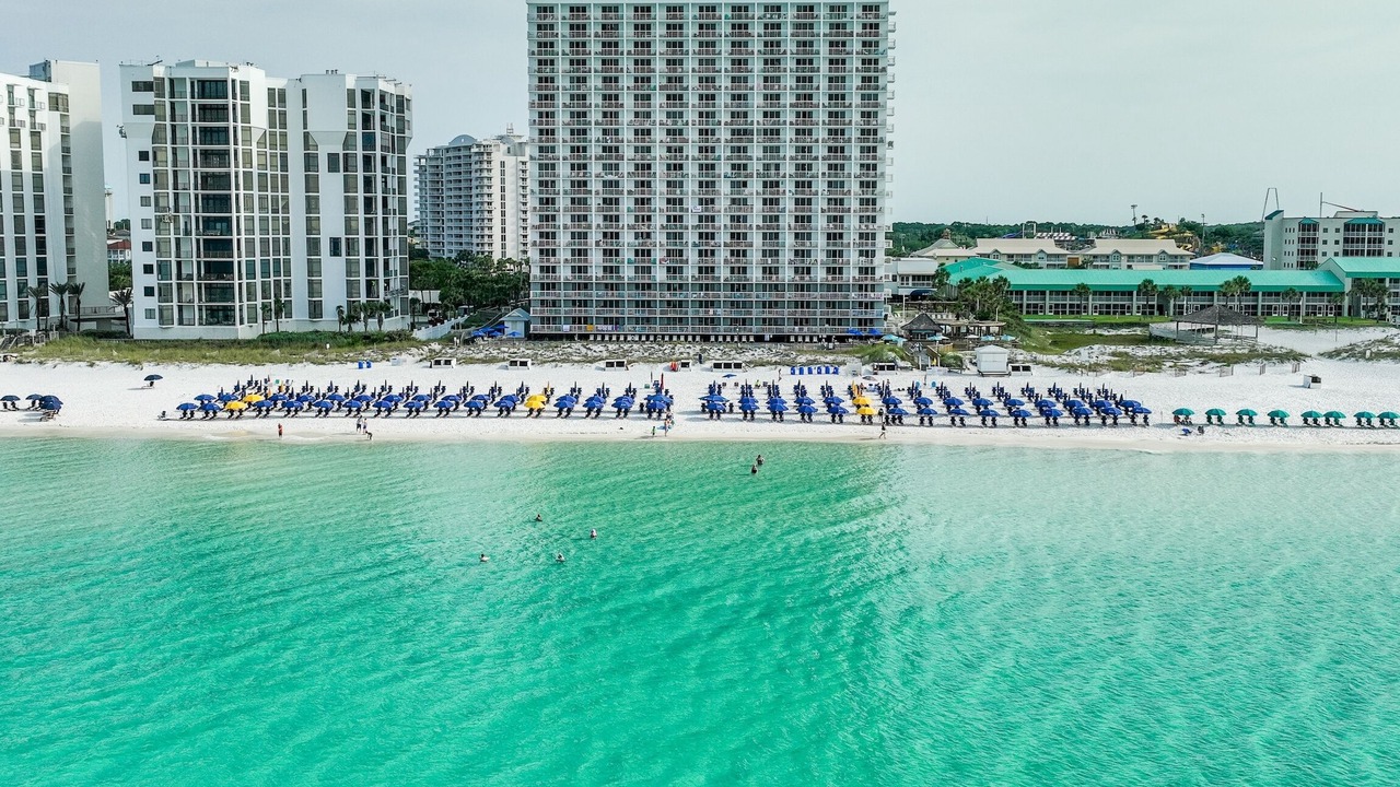 Photo of Others in Destin