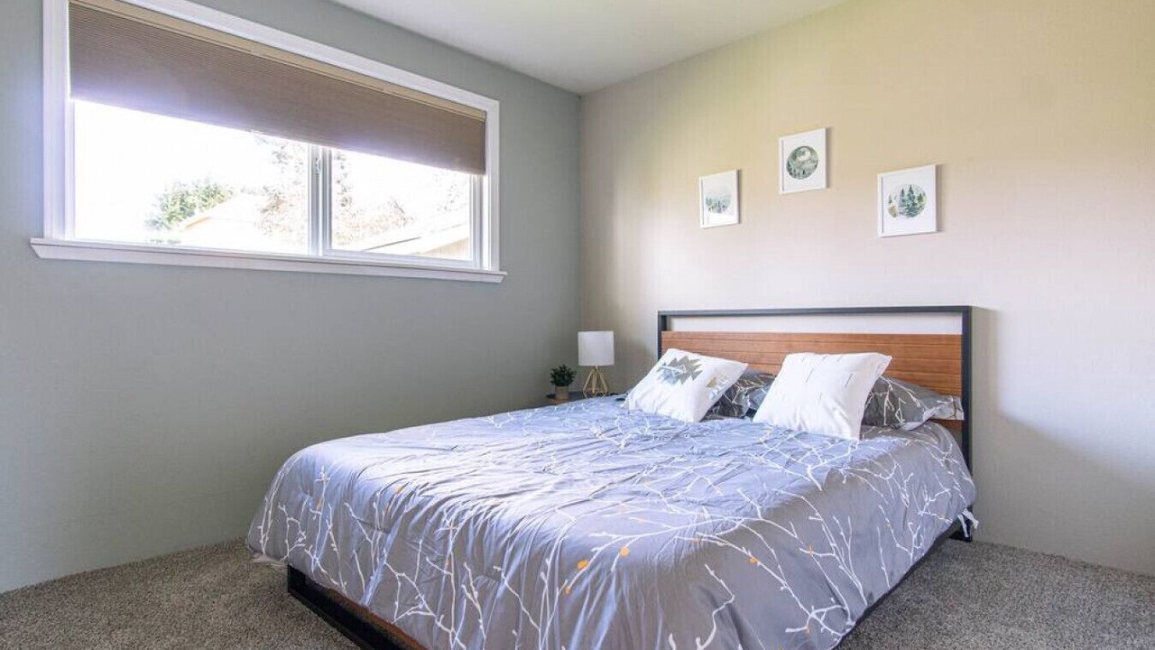 Photo of Bedroom in Tukwila