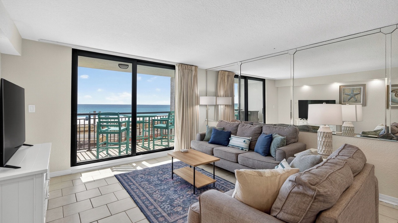 Photo of Livingroom in Destin