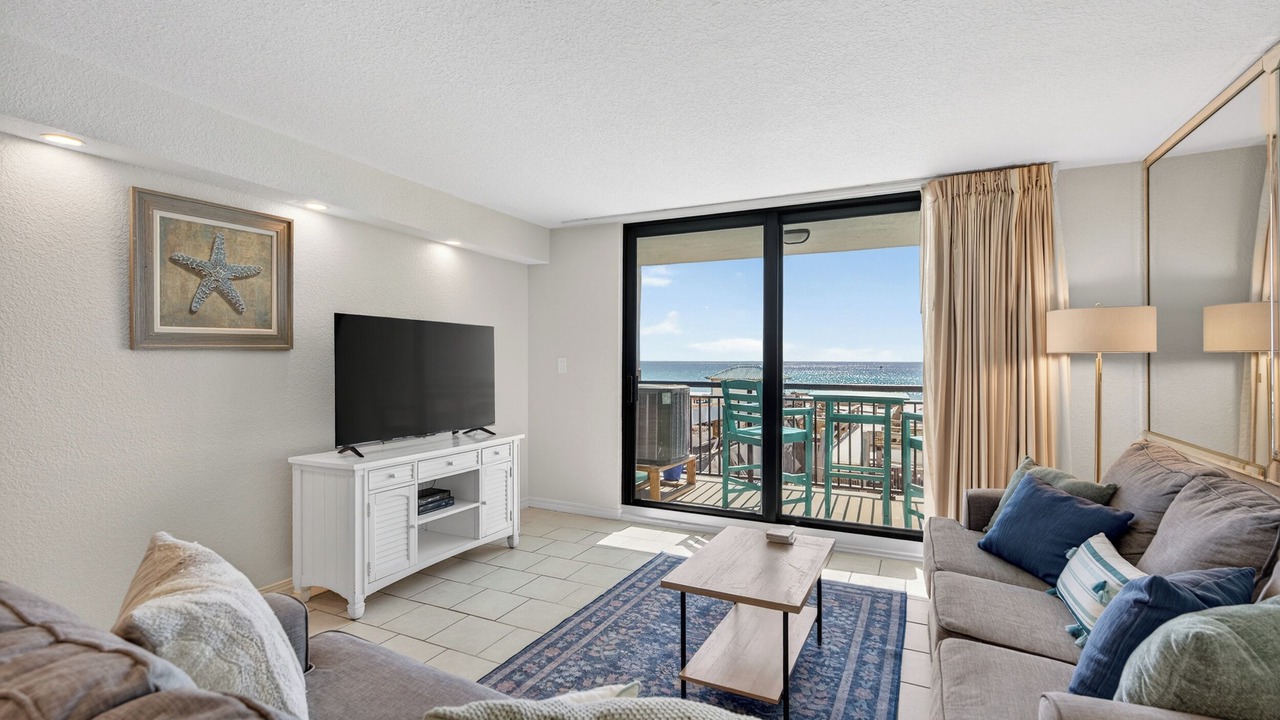 Photo of Livingroom in Destin