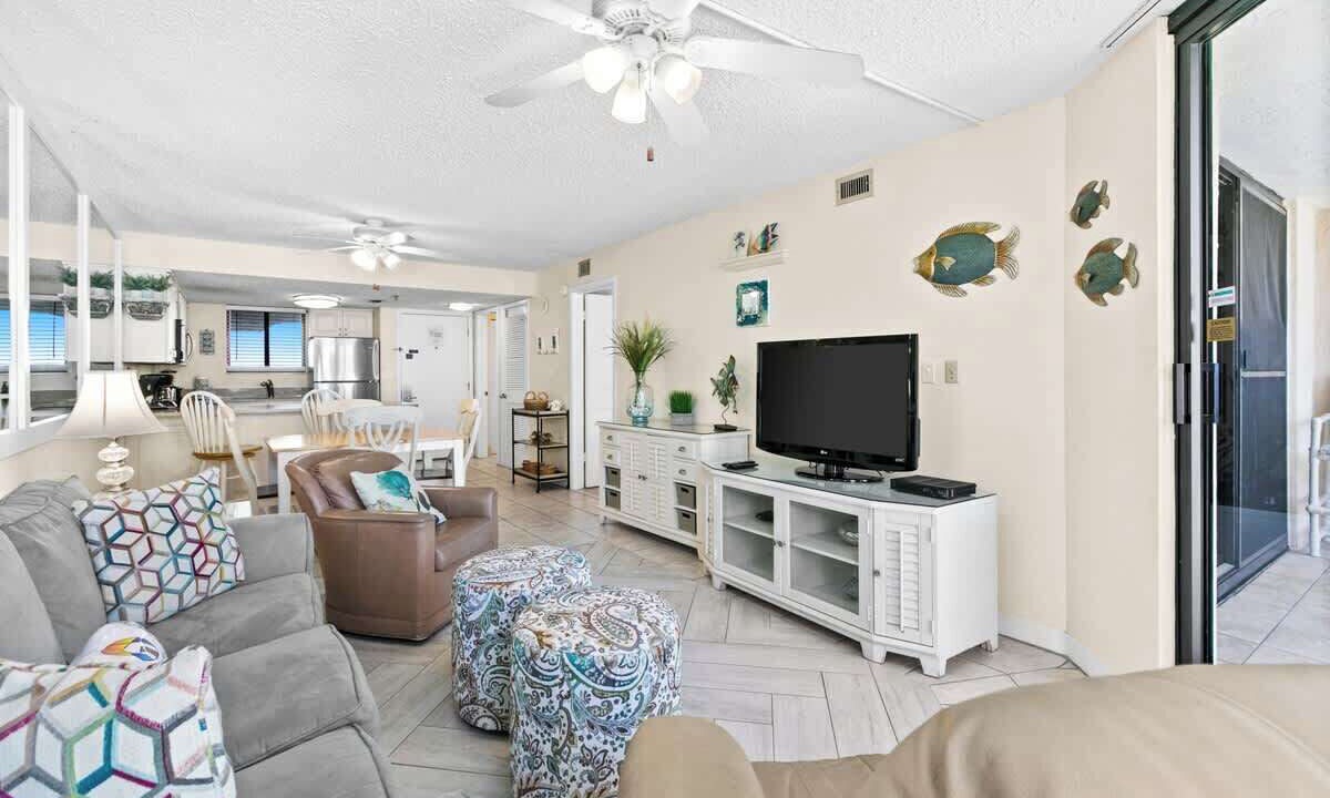 Photo of Livingroom in Destin