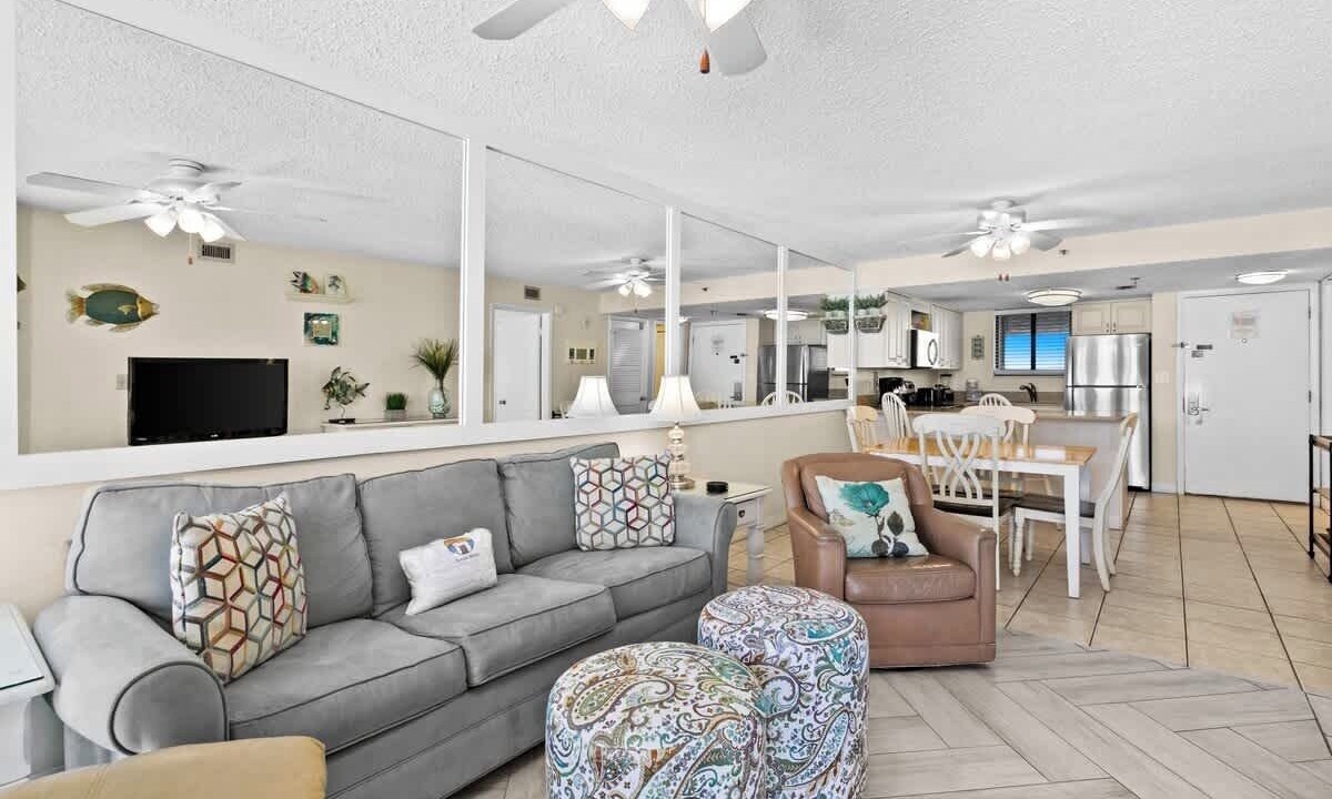 Photo of Livingroom in Destin