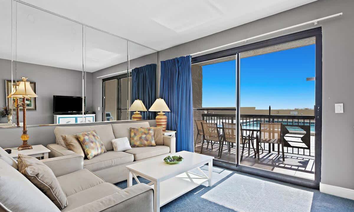 Photo of Livingroom in Destin