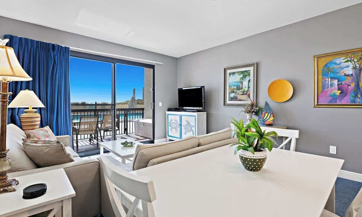 Photo of Livingroom in Destin