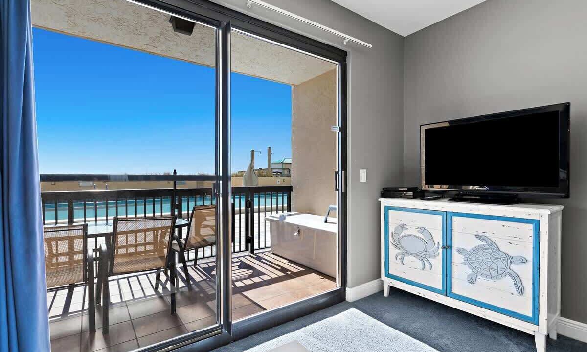 Photo of Livingroom in Destin