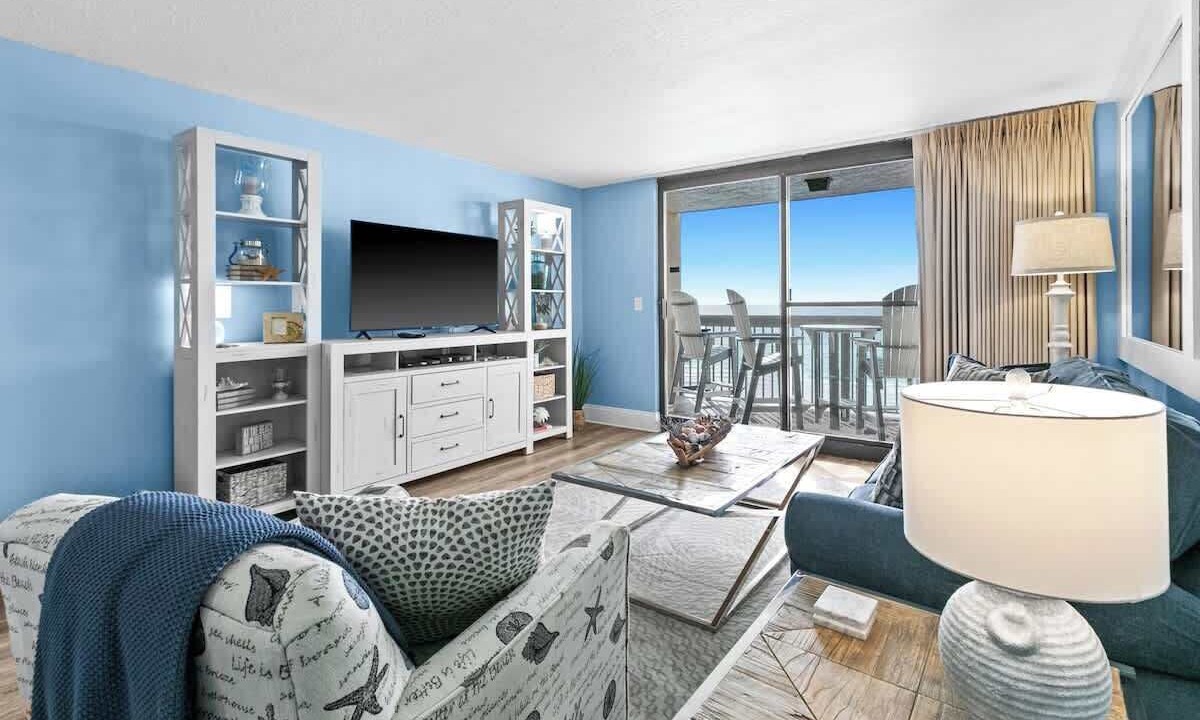Photo of Livingroom in Destin