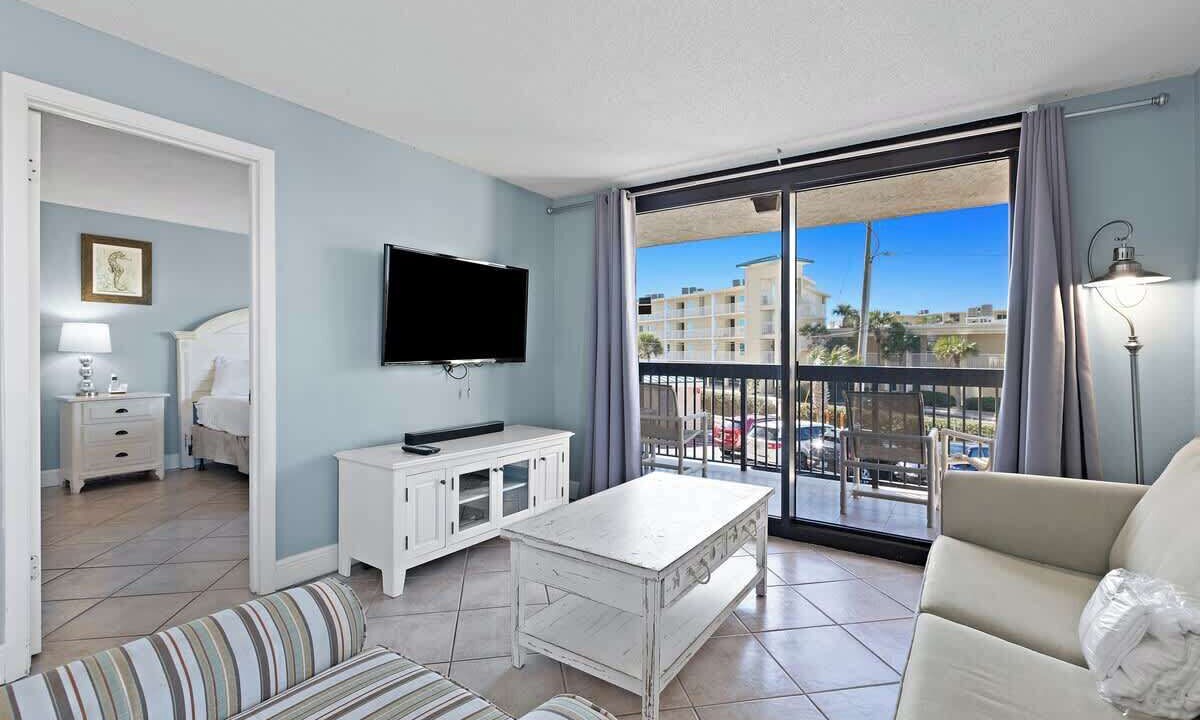 Photo of Livingroom in Destin