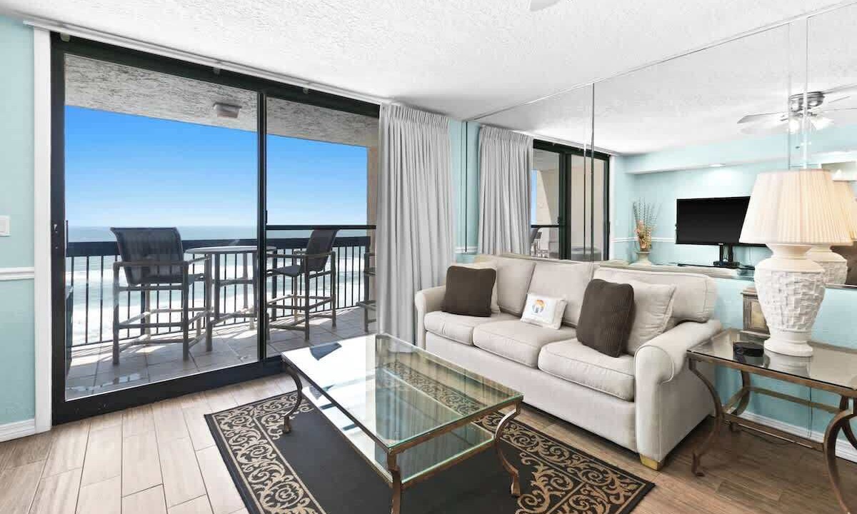 Photo of Livingroom in Destin
