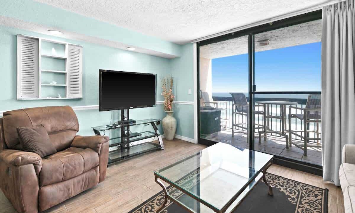 Photo of Livingroom in Destin