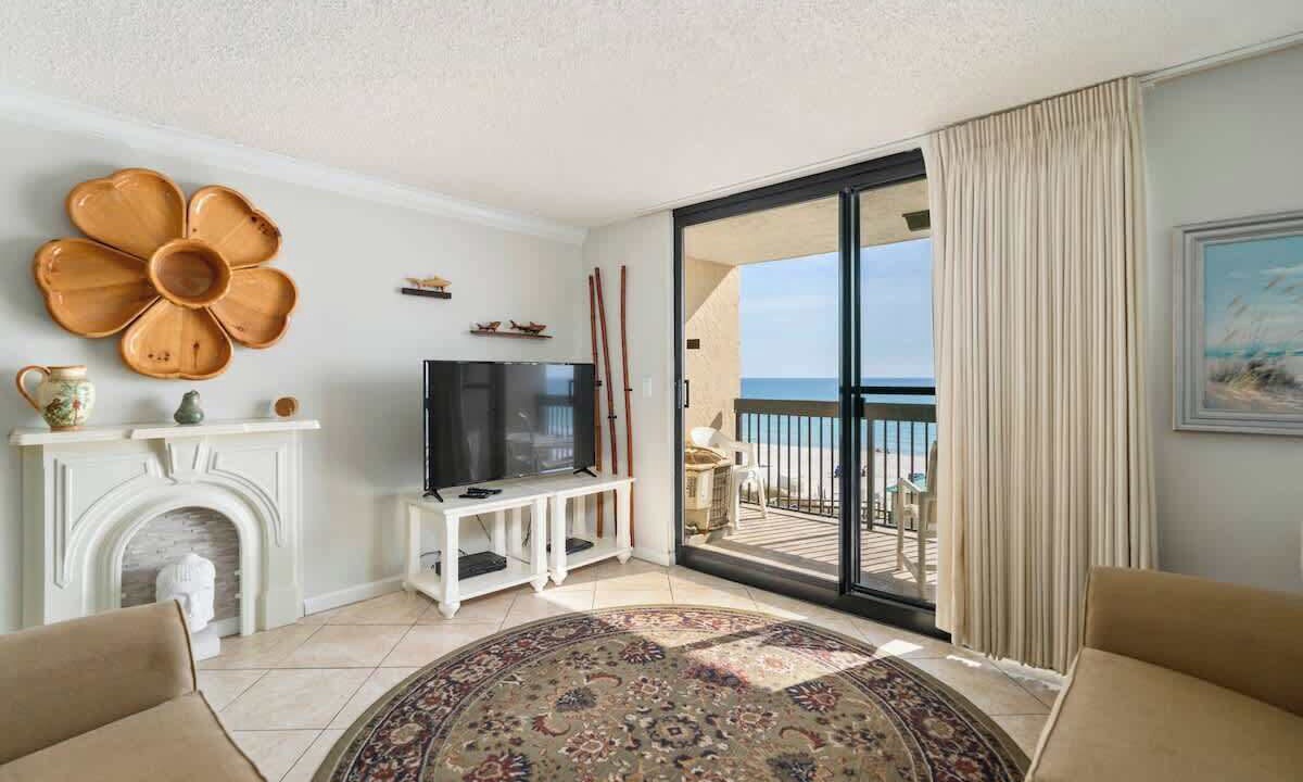 Photo of Livingroom in Destin