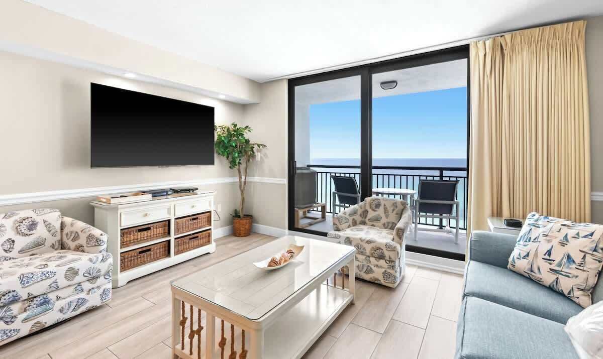 Photo of Livingroom in Destin