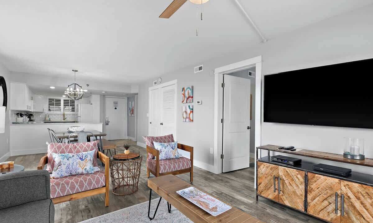 Photo of Livingroom in Destin