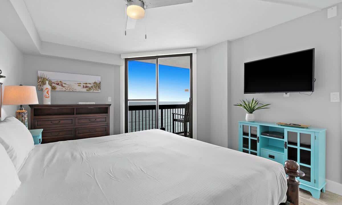 Photo of Bedroom in Destin