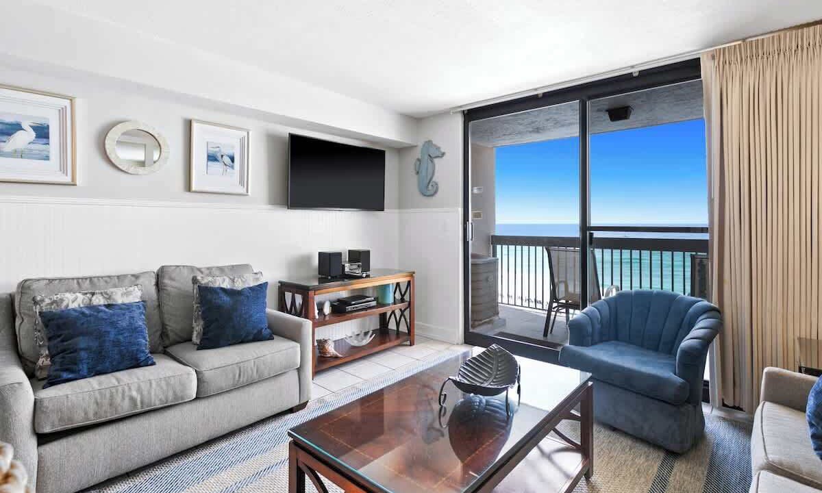 Photo of Livingroom in Destin