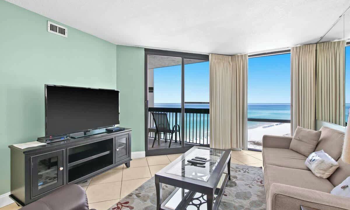 Photo of Livingroom in Destin