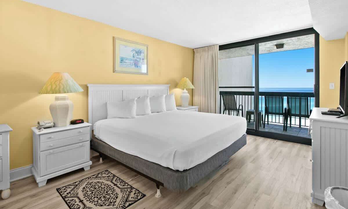 Photo of Bedroom in Destin