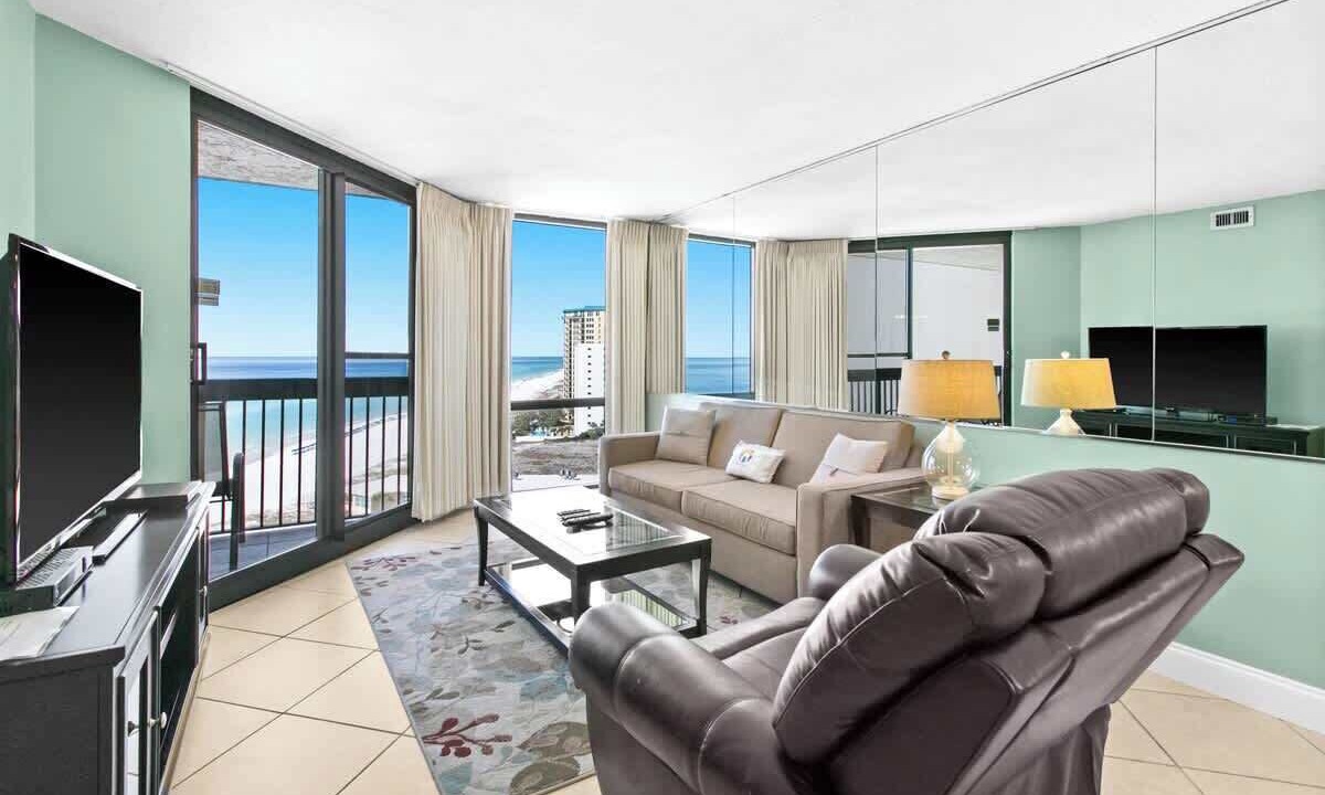 Photo of Livingroom in Destin