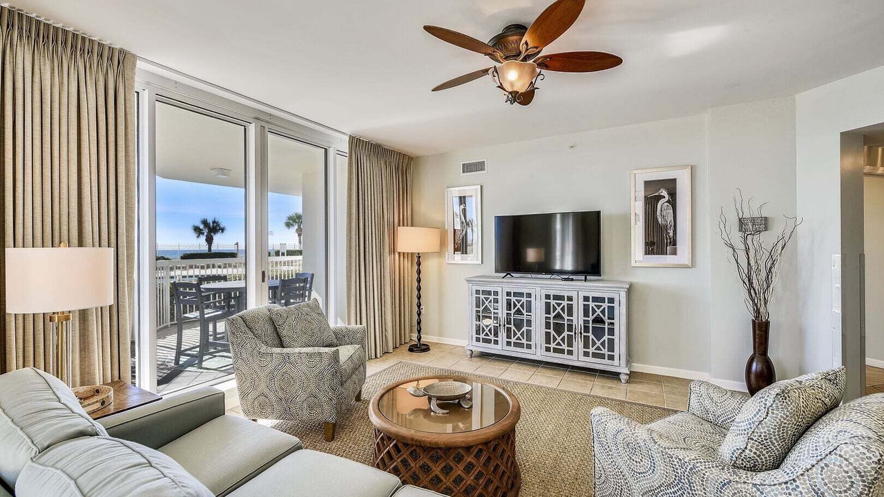 Photo of Livingroom in Destin