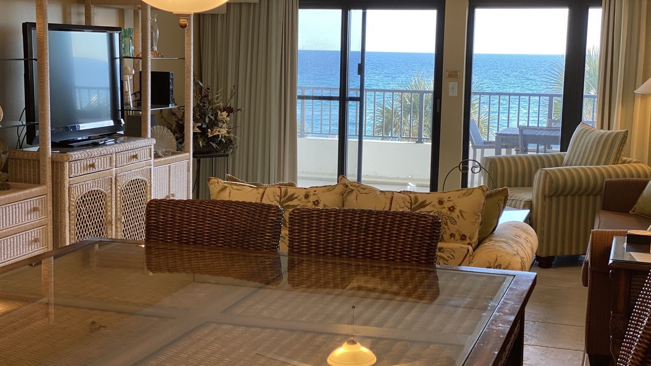 Photo of Livingroom in Destin